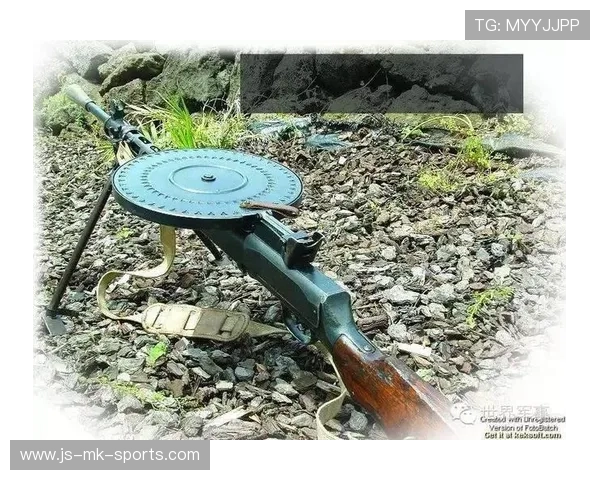 MLB投手指叉球精准控位迫使挥空，揭秘顶级球员的制胜利器