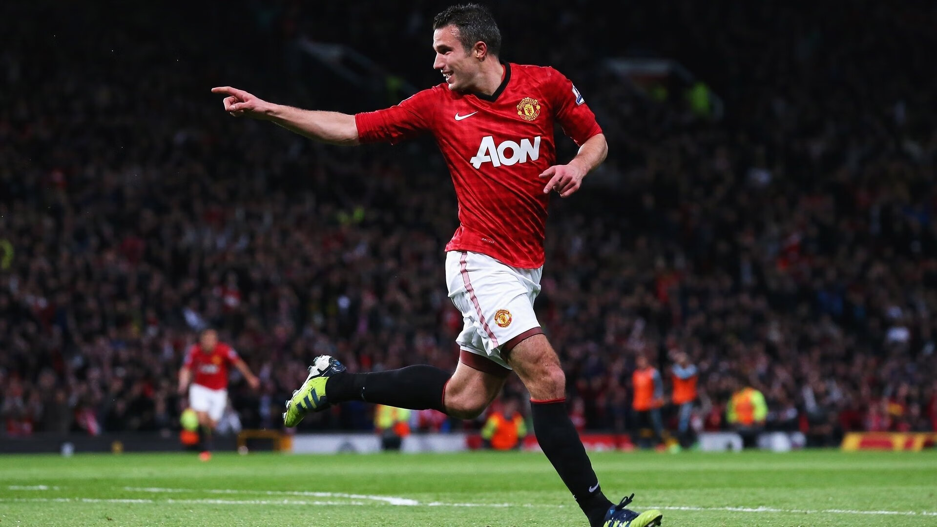 mk sport-“华金·托比利亚的全能防守与快速突破，成就美洲狮队的防守核心”