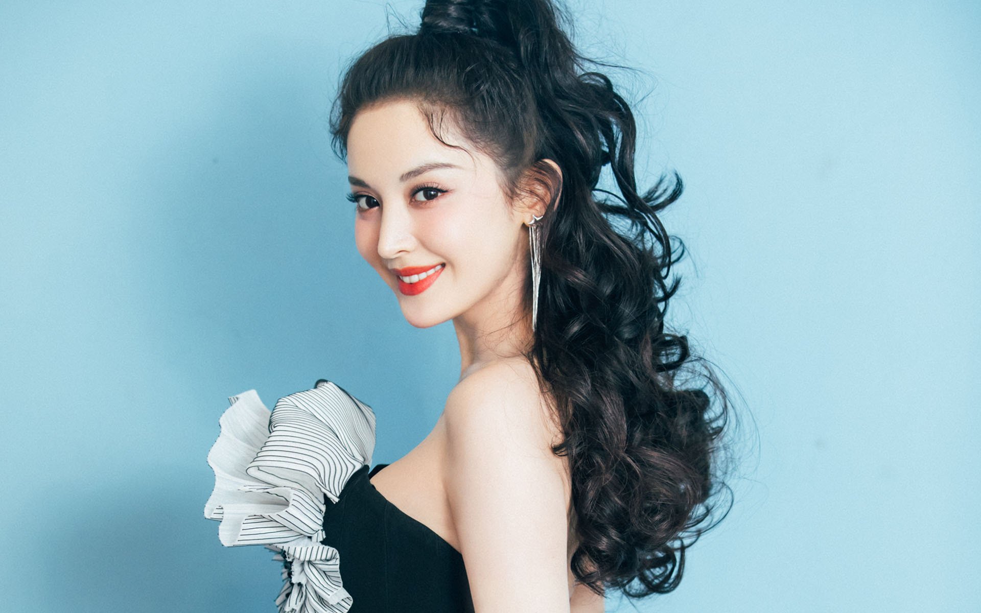 Gomez 身手敏捷表现抢眼,身手敏捷是成语还是词语