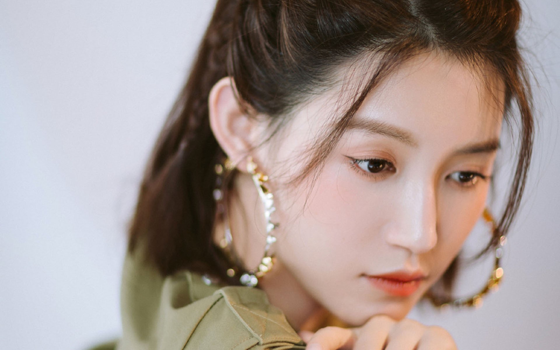 Olivia Davis 领导团队沉着应战